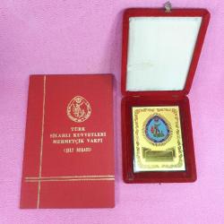 TÜRK SİLAHLI KUVVETLERİ MEHMETÇİK VAKFI KUTUSUNDA ŞİLT , ŞİLT BERATI VE TEŞEKKÜR MEKTUBU