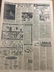 YENİ SABAH GAZETESİ  27 KASIM 1962 YIL :25 SAYI :8517---Cumhuriyet Halk Partisi ve AP Büyük Kongrelere Hazırlanıyor ---Dinçer'de  kemerleri sıkmalı dedi ---Makarios ,Gürsel 'i Kıbrıs 'a davet  etti --Altı kişiyi  yakan  baba ile  üç oğlu  dün  tevkif edildi ---Zorlu  davasında annesi  şahit  olarak  dinlendi ---Yalancı  Bili : Siyavuşgil --Trafik tıkanıklığı  ,yılda 50  milyon liraya mal oluyor --Kanada da bir ailenin  5 çocuğu  yanarak  öldü---Sinema :Dany Saval Dekolte bir film çeviriyor ,Kargalar --Milli Takım İtalya da --Genç Mili Takım dün ilan  edildi--Dansöz Aysel Tanju Şoför  Tırmalamış --Şakiler Kış İçin Suriye ye Gidiyor --
