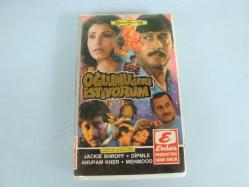Efemera - JACKIE SHROFF - DİPMLE - ANUPAM KHER - MEHMOOD " Oğlumu Geri İstiyorum " VHS VİDEO KASET - HİNT FİLMİ VHS ALMAN BASKI - kitantik - kitaLog