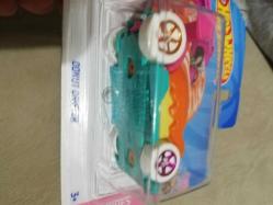 Hot wheels TH Metal Model araba set 1.64 ölçekli araçlar koleksiyon dekor hediye nostalji tasarım süs hobi eğlence vintage aksesuar promosyon reklam Hediyelik dekorluk retro minyatür diorama raijin express donut drifter gotta go