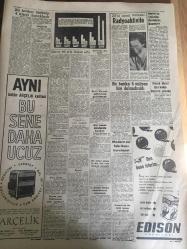 YENİ SABAH GAZETESİ 2 KASIM 1961 YIL :24 SAYI :8132---Sirmen tek oyla başkan oldu --Bir banka 6 milyon lira dolandırıldı --Gürsel Bugün Başkanlık için Temaslara Başlayacak --Hayret Şaşkınlık Uyandıran  Demeçler ---Yüce Divan 37 Kişinin Malını Serbest Bıraktı --Bir  kadını öldürüp  4 kişiyi  de  bıçakladı --Cezayir de kanlı  çarpışma --Üniversite  dün açıldı ---Üniversite çıkmazı :Siyavuşgil --Ekmek fiyatları  inecek --Gemi adamları  yıllık  izinlerini  yapamıyor ---Sinemalar ,Tiyatrolar ,Radyo Programları --Kruşçef ergeç son engeli de  tasfiye etti ---Lanvin  Gastillo --Bir banka 5 milyon dolar  dolandırıldı ---Lefter ve Hilmi ye  bir şans  daha verilecek --Üç büyükler  anlaşamadı ---Metin 'li Galatasaray G.Birliğini  dün 2-1 yendi ---Lefter 15 gün  ceza aldı ---Sulhi Garan  affedilecek ---Moda Spor :52 Darüşşafaka :49 --İlk defa  bir futbolcu  malul  emekli oldu --Altı 'ların savunmaları  Hariciye de --Yüce Divan 37 Kişinin Malını Serbest Bıraktı ---Kız Sanat Okulunda  Boykot ----