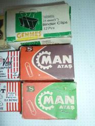 ESKİ BAKKALİYE RAPTİYE  HARİTA ÇİVİSİ KAĞIT MAŞASI  ATAŞ KLİPS TOPLU İĞNE  13 PAKET HEPSİ DOLU