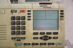 1 ADET  Nortel Networks M3905  Charcoal Çağrı Merkezi  TELEFON  (demir raf 2