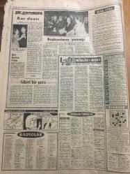 YENİ SABAH GAZETESİ  8 MART 1964 YIL :26 SAYI :8975---Rumlar dün yeniden iki Türk ü  şehit ettiler ---U Thant Kıbrıs için Asker Bulamıyor --Pakistanlılar  EOKA 'cılar düşman sayıyor ---Oktem okullar  katip yetiştirmeyecek ---Mandy  İstenmeyen  kadın  ilan edildi --Vecize Dersi : Siyavuşgil ----Sinemalar,  Tiyatrolar , Radyo Programları ---Harbe girersek  Londra Kıbrıs  ı bize  verecektir --Kabadayılık  yüzünden çıkan  kavgada  arkadaşını öldürdü ---E.Taylor ile R.Burton Amerika da evlenecekler ---Başkanların Yemeği ---Sinemalar : Atlas :Kaptanın İntikamı , İnci : Şaşkın Baba ,Konak :Arka Sokak ---Üçüncü Maç 18 Martta  Frankfurt 'ta ---Galatasaray  ,Altay 'ı  Bahrinin  golleri  ile  çökertti : 3-0---Beykoz  H, Tepe  'yi  2-0 mağlup  etti ---Alsancak da  İzmir  Takımları Mağlup ---Tamer Yiğit  : Daha 5  yıl evlenmeyeceğim diyor ---Behice Aksoy ,eski eşine mi dönüyor  ---Gülriz Sururi 'yi  tiyatrodan sonra  şimdi de Beyaz Perde de Göreceğiz ---Gümüş madalyanın sahipleri ---