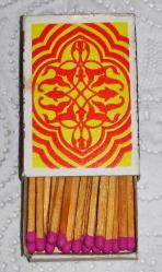 17618-TÜRKAY KİBRİT-KİLİM DESENİ**KISMEN DOLU*KENDİ ORJİNAL KİBRİTLERİDİR**