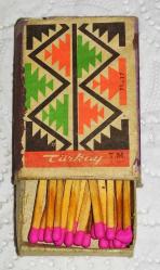 17624-TÜRKAY KİBRİT-KİLİM DESENİ*KISMEN DOLU*KENDİ ORJİNAL KİBRİTLERİDİR**