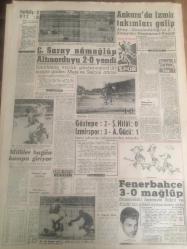 YENİ SABAH GAZETESİ  23 EKİM 1961 YIL :24 SAYI :8122---İhtilaf bütün AP teşkilatına yayıldı ---CKMP liler  içinde  de  ihtilaf var ----CHP ilk  ödev huzuru temin etmektir diyor --Mısır da çok geniş çapta tevkiflere başlanıldı --Başgil 'i  karşılamak  için 500 AP 'li  dün  İstanbul a gelmişti ---İtalya dan  soğuk  dalgası  geldi ---Bir  hukuk  öğrencisi  dün karısını  öldürdü ---Tiyatrolarımız :Siyavuşgil ---Tarihi  köşkler  harap  oluyor ---Sinemalar ,Tiyatrolar  Radyo Programları ---Adenaver  Başkan  olmayı garantiledi ---İnsan cenini suni  yoldan  büyütüldü --Son seçimlerin  dış  basınındaki akisleri ---Kaçırdıkları taksiyi bir  hendeğe  devirdiler ---Feriköy  : 0 PTT: 0---Ankara da İzmir takımları  galip --Galatasaray  namağlup Altınordu yu  2-0 yendi ----Göztepe :2 Ş.Hilal : 0 İzmirSpor :3 A.Gücü :1---Milliler bugün  kampa giriyor --Fenerbahçe 3-0  mağlup ---B. Milletler  bir kere daha acze düştü ---Kruşçef Stalincilerle  çatıştı ---CHP ilk  ödev huzuru  temin  etmektir  diyor ---