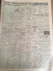 YENİ SABAH GAZETESİ  1 TEMMUZ 1960 YIL :23 SAYI :7651---Y.Soruşturma Kurulu Açıklandı ---9 Subay Hadisesi Sabıkların Tertibidir ---Seçmen Kütükleri Hazırlığı ---Anadolu  tüccarının İstanbul  tüccarına borcu  :1 milyar lira ---İzmir de 27 kişi daha  nezaret altına alındı ---Emniyet müdürlüğünü bombalamak  isteyen bir  esrarkeş  sapık tutuldu ---Oktay Engin in  babası ,oğlumun hadiselerle  ilgisi yok diyor ---Ocakları  söndürmeli: Siyavuşgil ----Din ve iman hürriyetleri mevzuunu  cesaret ve  ehemmiyetle  ele almalıyız --Sinemalar ,Tiyatrolar ,Radyo Programları --İşsizliğe  mani olmak  için çareler aranıyor ---Radyo Kumandanlığının Daveti Geniş Alaka Gördü ----Gedik  oturduğu  eve 3 sene kira ödememiş --Son gelen  plakların içinde Our Waltz Night ---Beşiktaş -Fenerbahçe  --Transfer bugün resmen başlıyor ---Futbol Federasyonu Yine Faik Gökay Kuracak ---Fenerbahçe de Reis Hasan Kamil Sporel ---Güven Önüt ,Kadri Aytaç ---2 yıldırım düştü  iki kişi  öldü ---2 Sabık Mebus Daha Yakalandı ---