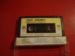 CAVİT KARABEY KISMETİNE KÜS VARLIĞIN YETER KAĞIT BASKI ESKİ BANDROL KASET(Açıklamayı Okuyunuz)