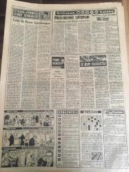 YENİ SABAH GAZETESİ  25 ARALIK 1959 YIL :22 SAYI :7476---CHP dört kanunun tadilini  teklif edecek ---Yasak edilen  tebliğle  ilgili tahkikat ---Devlet Vekili Yurtta İrtica Yoktur Dedi ----Mahkum 2 gazeteci karar tashihi  istiyor ----PTT bir zammı  geri vermeğe mahkum ---Kaymakamlar  arasında  nakil ve tayinler ---Kullanılmış  araba ithal  edilebilecek ---Edebiyata dair : Siyavuşgil ---Sinemalar : Alkazar : İntikam Yolu ,Atlas :Aşka  Susayanlar ,Emek :İdam sehpası -----100 troleybüs  sipariş  edildi --Onassis  karım biraz  müsamaha  etsin  diyor ---Bebek  cinayeti ile ilgili davaya devam  olundu ---Hileli boks  maçlarının kralı : Frankie  Carbo ---Fenerbahçe 'nin  farklı  mağlubiyeti  taraftarları sukutu hayale uğrattı --Fenerbahçe yarın yurda dönüyor ---Togay  Gençlerbirliğini  farklı yeneceğiz diyor ---Basketbolda  I. Spor  Beşiktaş 'ı  yendi  : 51-45---Sinemalar ,Tiyatrolar ,Radyo Programları --Türkiye Boks Şampiyonası --Galatasaray  da karma liste revaçta ----
