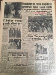 YENİ SABAH GAZETESİ  25 ARALIK 1959 YIL :22 SAYI :7476---CHP dört kanunun tadilini  teklif edecek ---Yasak edilen  tebliğle  ilgili tahkikat ---Devlet Vekili Yurtta İrtica Yoktur Dedi ----Mahkum 2 gazeteci karar tashihi  istiyor ----PTT bir zammı  geri vermeğe mahkum ---Kaymakamlar  arasında  nakil ve tayinler ---Kullanılmış  araba ithal  edilebilecek ---Edebiyata dair : Siyavuşgil ---Sinemalar : Alkazar : İntikam Yolu ,Atlas :Aşka  Susayanlar ,Emek :İdam sehpası -----100 troleybüs  sipariş  edildi --Onassis  karım biraz  müsamaha  etsin  diyor ---Bebek  cinayeti ile ilgili davaya devam  olundu ---Hileli boks  maçlarının kralı : Frankie  Carbo ---Fenerbahçe 'nin  farklı  mağlubiyeti  taraftarları sukutu hayale uğrattı --Fenerbahçe yarın yurda dönüyor ---Togay  Gençlerbirliğini  farklı yeneceğiz diyor ---Basketbolda  I. Spor  Beşiktaş 'ı  yendi  : 51-45---Sinemalar ,Tiyatrolar ,Radyo Programları --Türkiye Boks Şampiyonası --Galatasaray  da karma liste revaçta ----