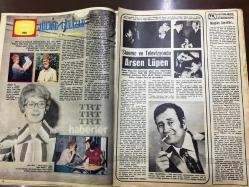 Ses Haftalık Aktüalite Sinema Tiyatro Müzik ve Gençlik Mecmuası Dergisi - 7 EYLÜL 1974 - Sayı: 37 - FATMA GİRİK - JÜLİDE GÜLİZAR - KADİR İNANIR EVLENMEK İSTİYOR - ANTALYA FİLM ŞENLİĞİ 1974 - NECLA NAZIR - HAKAN BALAMİR, AYTAÇ ARMAN, YALÇIN GÜLHAN - EDİZ HUN - JÜLİE EGE - SOPHIA LOREN - ARSEN LÜPEN - JÜLİDE GÜLİZAR - SALİH KIRMIZI POSTER - SERDAR GÖKHAN - AYHAN IŞIK - DEAN MARTIN - TERRY JACKS - RUHAN DENİZ - TOM JONES - NİLÜFER - İLHAN İREM - TANJU OKAN - JOHN LENNON - LEYLA KENTER - FERDA BÜYÜKGÜNEŞ - AEG TÜPLÜ TELEVİZYON REKLAMI - POSTERLİ 32 SAYFA TAM TAKIM DERGİ