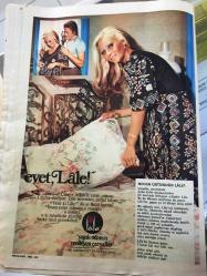 Ses Haftalık Aktüalite Sinema Tiyatro Müzik ve Gençlik Mecmuası Dergisi - 25 EYLÜL 1976 - Sayı: 39 - EMEL SAYIN - CÜNEYT ARKIN - KADİR İNANIR BÜYÜK BOY POSTER - GÜLŞEN BUBİKOĞLU - PERİHAN SAVAŞ - FATMA GİRİK - TARIK AKAN - NECLA NAZIR - MERAL ORHANSOY - AYHAN IŞIK - TÜRKAN ŞORAY - MAHMUT HEKİMOĞLU - AYŞEN GRUDA - EMEL SAYIN - MUSTAFA YOLAŞAN - NAZAN RADO - ÖMER ŞERİF - SOPHIA LOREN - HALİT AKÇATEPE - SEYYAL TANER - ABBA - AYLA ALGAN - SELMA GÜNERİ - ZEKİ MÜREN - OMO 1970'LER REKLAMI - POSTERLİ 32 SAYFA TAM TAKIM DERGİ