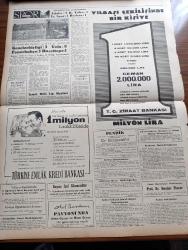 Zafer Gazetesi - 18 Ekim 1959 - Başvekil Adnan Menderes Bugün İstanbul'a Geliyor - Ham Afyon Alım Fiyatı Belli Oldu - General Marshall Vefat Etti - Etna Yanardağı Lav Kusuyor - Olimpiyat Oyunları - Savunma Endüstrimiz Yeni Tesislere Kavuşuyor - Tıp Fakültesi İmtihanları İptal Edildi - Büyük Kumar Yazan Thomas R. Costain Yazı Dizisi - Birinci Türk Sanatları Kongresi Yarın Açılıyor - Devlet Operası Umum Müdürü Necil Kazım Akses Dün Vefat Etti - Kruşçev'e Göre Amerika'da Tek Kırmızı Otomobil - Amerika'da Çelik Grevi Doksan Dördüncü Gününde - Avusturya Mülteci Yılının Açılışı - Sing Seng'de Baş Gardiyanının Not Defterinden Yazan Johny J. Sheehy Yazı Dizisi - Güreşçilerimiz Yedi Sıklette Galip Geldi - At Yarışları Dünkü Neticeler - Gençlerbirliği 3 Vefa 0 - Fenerbahçe 3  Hacettepe 1 - İzmir Milli Lig Maçları - At Yarışları Tahminleri -  Adalet 2  Karşıyaka 1 - İzmirspor 1 Beykoz 1 - Türkiye Emlak Kredi Bankası -  Ziraat Bankası - Amerika'ya Rusya'ya Sert Bir Nota Verdi - Eroin Şebekesi