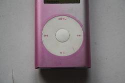 İPOD A1051 Apple iPod mini 2nd Generation Pink (4 GB) SORUNSUZ DETAYLAR ACIKLAMADA (TEKNIK MAVI KUTU