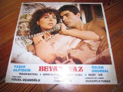 BEYAZ YAZ YAŞAR ALPTEKİN  LOBİ KARTI