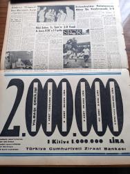 Zafer Gazetesi - 12 Ekim 1959 - İtalyan Radyo Televizyon Memleketimize Geliyor - Adnan Menderes'in Amerika Seyahati - Demirköprü'de İstihsal Edilecek Elektrik 193 Milyon Kilowat Saat - 3. Jandarma Müfettişi Tümgeneral Rifat Ülgenalp'in Cenazesi - Amerikan 6. Filo Kumandanı Koramiral Anderson NATO Dünya Sulhunu Muhafaza Etmektedir - İzmir Lisesi Mezunları Bir Dernek Kuracaklar - Atatürk Üniversitesi Rektörü Sabahattin Özbek Amerika'ya Gitti - Faili Meçhul Cinayetler - Arap İsrail İhtilafı Karşısında Moskova - İstanbul Sanat Aleminde Tiyatro Ve Sergi Faaliyeti - Sovyet Başvekili Kruşçef Yine Tehdit Savurmaya Başladı - Sing Sing'de Baş Gardiyanının Not Defterinden Yazan Johny J. Sheehy Yazı Dizisi - Akdeniz Olimpiyatı Dün Merasimle Açıldı - Dün Yapılan At Yarışları Neticeleri - Hilal Şeker İzspor'u 2 0 Yendi - İstanbul'da Galatasaray Altay İlet Yenişemedi - Ankaragücü Karşıyaka'ya Yarış 3 1 Galip -  Beşiktaş'ın Nizamnamesinde Değişiklik Oldu - Dünkü Maçlardan Sonra Milli Lig Puan Durumu