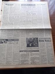 Zafer Gazetesi - 26 Aralık 1959 - Başvekil Adnan Menderes Fethiye Heyeti İle Dün Görüştü - Avrupa Ve Asya Kıtalarını Birleştirecek Olan Asma Köprü İnşaatı 26 Nisan Günü Başlayacak - Manisa Pamuklu Fabrikası İnşaatı - Gaziantep Kurtuluş Yıldönümü Kutlandı - Vakıflar İdaresi Demokrat Parti Zamanında Bugünkü Dinamizme Kavuşmuştur - Atıf Topaloğlu Dün CHP'den İstifa Etti - İran Şahı Ve Kraliçe Balayına Çıktı - Sahte Hakim Kaya Alpgürel Yine Sahnede - Müteveffa Sürsok - Adana'nın  İmarına Karşı Belediye Reisi Ali Sepici'nin Beyanatı - Gaziantep Nizip Demiryolu Tamamlandı -  Cumhuriyetçi Köylü Millet Partisinden Demokrat Parti'ye Geçenlerin Telgrafları - Grand Hotel Balin - Bebek Mankenler Sergisi Pek Yakında Açılacak - Teknik Öğretim Derneği Sanat Gecesi Tertipledi - Stalin'in Hataları Yine Günün Konusu Oldu - Fas'taki Amerikan Üslerinin Tasfiyesi - Komünist Çin'e Karşı Mukavemet Başlangıcı - Altay Doğan Akı Mevzuunda Federasyonu İtham Ediyor - Sadık Giz Galatasaray Başkanlığına Hayır Diyor