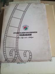 Oyuncuların Kaleminden Hababam Filmin Oyuncuları Anlatıyor . İmzalı  Dilaver Gür
