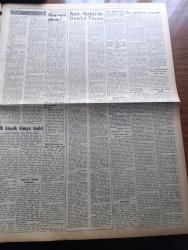 Zafer Gazetesi - 11 Nisan 1954 - Atatürk'ü Milletçe Andık - Anıtkabir'de Dünkü Tören - İlk Büyük Kimya Tesisi - İran Eski Dışişleri Vekili Hüseyin Fatimi Dün Kurşuna Dizildi - Oramiral Arthur Radford Dün Başvekilimiz Adnan Menderes Tarafından Kabul Edildi - Le Monde Gazetesi Türkiye Hür Bir Avrupa Fikrinin Mürevvicidir - Basın Hürriyeti Davası Var Mıdır - Mümtaz Faik Fenik Köşe Yazısı - Öğretmenler Bankası - Ayın Ondördü Yazan Refik Halid Karay Yazı Dizisi - Orhan Seyfi Orhon Köşe Yazısı - 4 Senede 800 Adet Köprü İnşa Edildi - Ömer Sanaç - Doğu Almanya Halkı Ayaklanıyor - Atatürk'ün Hayatı Yazan Enver Behnan Şapolyo - Uçan Daire Gördüm Yazan Adviye Fenik - Anıtkabir'den Resimler - Alın Yazısı Oynayan Gina Lollobrigida Resimli Roman - Türkiye Mısır Milli Maçı Oynanacak Mı - Marlon Brando 'yu Nişanlısı Anlatıyor - Derya Kabadayıları Yazan Sadi Karsel Yazı Dizisi - Ankara İzmir Temsili Maçı - Cemiyet Hayatı - Romeo Ve Jüliet 1954  Yazan Reinhard Fedumann Yazı Dizisi - Sümerbank