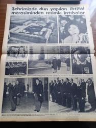 Zafer Gazetesi - 11 Nisan 1954 - Atatürk'ü Milletçe Andık - Anıtkabir'de Dünkü Tören - İlk Büyük Kimya Tesisi - İran Eski Dışişleri Vekili Hüseyin Fatimi Dün Kurşuna Dizildi - Oramiral Arthur Radford Dün Başvekilimiz Adnan Menderes Tarafından Kabul Edildi - Le Monde Gazetesi Türkiye Hür Bir Avrupa Fikrinin Mürevvicidir - Basın Hürriyeti Davası Var Mıdır - Mümtaz Faik Fenik Köşe Yazısı - Öğretmenler Bankası - Ayın Ondördü Yazan Refik Halid Karay Yazı Dizisi - Orhan Seyfi Orhon Köşe Yazısı - 4 Senede 800 Adet Köprü İnşa Edildi - Ömer Sanaç - Doğu Almanya Halkı Ayaklanıyor - Atatürk'ün Hayatı Yazan Enver Behnan Şapolyo - Uçan Daire Gördüm Yazan Adviye Fenik - Anıtkabir'den Resimler - Alın Yazısı Oynayan Gina Lollobrigida Resimli Roman - Türkiye Mısır Milli Maçı Oynanacak Mı - Marlon Brando 'yu Nişanlısı Anlatıyor - Derya Kabadayıları Yazan Sadi Karsel Yazı Dizisi - Ankara İzmir Temsili Maçı - Cemiyet Hayatı - Romeo Ve Jüliet 1954  Yazan Reinhard Fedumann Yazı Dizisi - Sümerbank