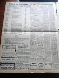 Zafer Gazetesi - 13 Kasım 1954 - Cumhuriyet Halk Partisi Tam Bir Hezimet Halindedir - Demokrat Parti Muhtarlıkları Yüzde 78'e Yakın Kazanmıştır - Bendimahi Santralinin İnşası İlkbaharda Başlıyor - İller Bankası Umum Müdürü Nafiz Ergeneli - Mükerrem Sarol Evini Kasım Gülek'e  Devre Hazır - Büyük Millet Meclisinin Davetlisi Olan Hint Parlamento Heyeti - Almanya'ya Pamuk İhracatı Başlıyor - Türkiye İlk Traktör Ocak Ayında İmal Edilmiş Olacak - Osman Kapani'nin Radyo Konuşması - Ayın Ondördü Yazan Refik Halid Karay Yazı Dizisi - Türkiye Milli Talebe Federasyonu Çalışmaları Başladı - Orhan Seyfi Orhon Köşe Yazısı - At Yarışları Tahminleri - Merih'liler Bir Evin Taraçasında Balo Verdi - Ankara Rotary Kulübünün 15. Yemekli Toplantısı - Atatürk'ten Hatıralar Sergisi Ve O Büyük İnsan - Diyarbakır'da Uçan Daireler - Okullarımızda Yabancı Dil - Alın Yazısı Oynayan Gina Lollobrigida Resimli Roman - Romeo Ve Jüliet 1954  Yazan Reinhard Fedumann Yazı Dizisi - İstanbul Şehir Tiyatrosunda Dökmeci