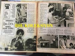 Ses Haftalık Aktüalite Sinema Tiyatro Müzik ve Gençlik Mecmuası Dergisi - 7 EYLÜL 1968 - Sayı: 37 - HÜLYA KOÇYİĞİT & SELİM SOYDAN - GLENN FORD & KATHY HAYS - EDİZ HUN - SELDA ALKOR - ZEYNEP DEĞİRMENCİOĞLU, FİFEN SAY - ROMY SCHNEIDER - ÖZTÜRK SERENGİL - SIDNEY POITIER - SADRİ ALIŞIK, ÇOLPAN İLHAN - TUNÇ ORAL, SEZEN GÜVENİRGİL & AJDA PEKKAN & DEAN MARTIN & FÜSUN ÖNAL POSTERLERİ - ZEKİ MÜREN - FATMA GİRİK - CÜNEYT ARKIN - MICHEL POLNAREFFE - SEVDA AYDAN - POSTERLİ 32 SAYFA TAM TAKIM DERGİ