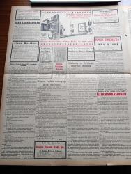 Zafer Gazetesi - 11 Ekim 1954 - Mümtaz Faik Fenik Köşe Yazısı - Liman İnşaatına Çok Büyük Bir Hız Verildi - Reisicumhur Celal Bayar Ankara'ya Avdet Etti - Başvekil Adnan Menderes'in Nuri Said Paşa Şerefine Ziyafeti - Piskopos Makarios Londra'ya Gidiyor - Toprak Mahsulleri Ofisi'nin Başarıları Yeniden Birçok Silo Kuruluyor - Sabık İran Hariciye Vekili Hüseyin Fatimi İdama Mahkum Edildi - Dört Yeni Çocuk Bahçesi Açıldı - Burası Ve Ötesi Yazan Orhan Remzi Yüreğir Yazı Dizisi - Orhan Seyfi Orhon Köşe Yazısı - Standartlar Enstitüsü Faaliyete Geçirildi - Tiyatro Kronikleri Keçiler Adası Dramı Yazan Turhan Dilligil- Giresun'da 200 Yataklı Bir Hastane Yapılıyor -Paris'te 1955 Modeli Mayo Sergisi - Marilyn Monroe'nun Boşanması - Atom Enerjisiyle Kanser Tedavi Edilecek Mi - Halk Partisinden 279 Kişi Demokrat Parti'ye Geçti - Milli Takım Galatasaray'ı Dün 1 0 Mağlup Etti - Fransa'daki Casusluk Hadisesi Baranes Vakası Çeviren Eşfak Aykaç Yazı Dizisi - Adana Türkiye Yüzme Birincisi - BP