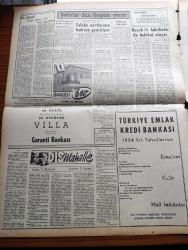 Zafer Gazetesi - 16 Eylül 1954 - Afyon Çimento Fabrikasının İnşaatına Bugün Başlanıyor - Mümtaz Faik Fenik Köşe Yazısı - Mülteci Kongresi Dün Merasimle Açıldı - Mareşal Tito Hindistana Gidiyor - Devlet Vekili Osman Kapani Konuşmasını Yaparken - Rocky Marciano İle Ezzard Charles'in Yapacağı Boks Maçı - Antrenmana Girmeyen Milli Takım Oyuncuları - Milli Oyuncularımızdan Erol Ve Lefter Antremanda - Paris Kasabı Alman General Karl Oberg'in Duruşması - Tanınmış Tayyareci Vecihi Hürkuş Dün Bir Kaza Atlattı - Süveyş Kanalı İçin Anlaşma - Dış Mahalle Yazan G. Simenon Yazı Dizisi - Orhan Seyfi Orhon Köşe Yazısı - Siirt Lisesi Önümüzdeki Ders Yılında Faaliyete Geçecek - Suriye'de Dün Kanlı Bir Çarpışma Oldu - San Nikola Baskını - Kanlı Ayinler - İkiz Dünya Başka Alemlerde Bir Macera Çizgi Roman - Ankara İstanbul İzmir Radyosu Programı - Ölüm Hücresi 2455 Yazan Carly Chessman Yazı Dizisi - Venedik Film Festivali - Federal Almanya Gizli İstihbarat Şefi Otto John'un Esrarengiz Firarı - Caltex Yağ