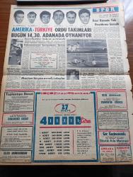 Zafer Gazetesi - 17 Şubat 1957 - Çiftçinin Topraklandırılması Süratle Devam Ediliyor - 1957 Senesinde 2 Milyon Dönüm Arazi Dağıtılacak - Yunanlıların Başvurduğu Yeni ve Çirkin Tertipler - Başvekil Adnan Menderes İstanbul'da - İzmir Vapurunun Batması Faciası - Birleşmiş Milletler Genel Kurulunda Orta Doğu Meseleleri Yarın Tetkik Edilecek - Meşhur Moda Otoritelerinden Jaques Hein - Kremlin'de Huzursuzluk Gittikçe Şiddetleniyor -  Macar Göçmen Kafilesinin İkincisi de Geldi - Suudi Arabistan'a Yapılan Yardımlar - Çocuk Haklarının Korunması İçin Bir Cemiyet Kuruldu - Ulus'ta İşhanı Ve Sinemanın İnşaat Sahası Hafriyatı Başladı - Amerikalıların Yeni İcadı Brainstorm - Hindistan Pakistan Sınırına Asker Yığıyor - Özlediğim Kadın Yazan Mükerrem Kâmil Su Yazı Dizisi - Radyo gazetesi - Amerika Türkiye Ordu Takımları Bugün 14 30 da Adana'da Oynanıyor - Galatasaray Alpulluda Fenerbahçe Eskişehirde Maçlarını Kazandılar - Gar Gazinosu  - Firavun'un Gözdesi Filmi