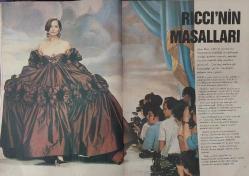 GÜNEŞ PAZAR DERGİSİ-GÜNEŞ-PAZAR-DERGİ-5 AĞUSTOS-1990-SAYI:8-KAPAK-FOTOĞRAF-RÖPORTAJ-ALADAĞLARDA TREKKING-CENGİZ ÇANDAR'IN GÖZÜYLE BERLİN-VE AHMET USTA KADINI YARATTI-ACEMİ DENİZCİNİN SEYİR DEFTERİ-TREKKİNG-ALADAĞLAR-DENİZCİ-SEYİR DEFTERİ-BRIGITTA BOCCOLI-IVIR ZIVIR-JULIO IGLESİAS-ZAMAN TÜNELİ-HÜLYA AVŞAR-YILDIZ SARAYI-SİLAHHANE SALONU-DİLARA BATMAZOĞLU-SİNEMA-VİDEO-ÇIĞLIK-DEE WALLACE-PATRİCK MACNEE-KASET-PINAR KÜR-KELİME-CÜMLE-HALUK ŞAHİN-AŞKIN NUR YENGİ-GÜL ÖNET-ACAR BALTAŞ-ALİ RIZA TÜRKER-CEMİL İPEKÇİ-DENİZ ENPEK-GÖKBEN-AYSEL GÜREL-BERLİN-CENGİZ ÇANDAR-VİYANA -TAŞKENT-NİNA RİCCİ-ÇİNGENE-PAKET-ZİHİN-MIKNATIS-EDDİE BARCLAY-ÖMER KAVUR-TUNÇ BAŞARAN-ŞERİF GÖREN-KOLEKSİYON-MÜZAYEDE-TURGAY ARTAM-AIDS-SİBEL KİLİMCİ-HİPERMARKET-MEMDUH PAŞA YALISI-SARDUNYA-ASTROLOJİ