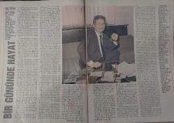 GÜNEŞ PAZAR DERGİSİ-GÜNEŞ-DERGİ-PAZAR-9 EYLÜL 1990-SAYI:13-KAPAK-FOTOĞRAF-RÖPORTAJ-YERDEN FIŞKIRAN ARABA-KADINLAR İÇİN PORNOGRAFİ-DOĞU AVRUPA'DA KOMÜNİZM NEDEN ÇÖKTÜ?-KRISTA PFLANZER-PRINCE-MAHMUT DİKERDEM-RENAULT 21-AHMET YAŞAR SOMUNCUOĞLU-YILDIRIM AKTUNA-BİR GÜNÜNDE HAYAT-ÖZDEMİR ERDOĞAN-HÜLYA ERÇİN-BİLGE MESCİ-HİLMİ YAVUZ-AYFER TÜRKOZAN-HADİ ÇAMAN-YILMAZ KARAKOYUNLU-GENCAY GÜRÜN-SUZANNE MOORE-KÜTAHYA'DAKİ MACERİSTAN-AYTEN ÖZER-CHRISTIAN LACROIX-VERSACE-RENK KRALLARI-BENİM ŞEHİRLERİM-VARŞOVA-