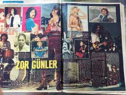 Ses Haftalık Aktüalite Sinema Tiyatro Müzik ve Gençlik Mecmuası Dergisi - 24 AĞUSTOS 1974 - Sayı: 35 -  HÜLYA KOÇYİĞİT - SERDAR GÖKHAN POSTERİ - YILMAZ GÜNEY - TÜRKAN ŞORAY - RÜÇHAN ADLI - SELİM SOYDAN - BARIŞ MANÇO - AJDA PEKKAN - AHMET ÖZHAN - EMEL SAYIN - NEŞE KARABÖCEK - GÖNÜL YAZAR - AYHAN IŞIK - AYTEN ALPMAN - CEM KARACA - TÜLİN ÖRSEK - SALİH KIRMIZI - LINDA BLAIR - CLINT EASTWOOD - ZAFER CİLASUN - ZEYNEP DEĞİRMENCİOĞLU - AHMET MEKİN - YALÇIN GÜLHAN - FİLİZ AKIN - JANIS JOPLIN - BRIAN JONES - EROL EVGİN - MEDİHA ŞEN - ESMERAY - NİLÜFER - İLHAN İREM - AZRA GÜN - KEMAL SUNAL - ZEKİ ALASYA - METİN AKPINAR - BARIŞ MANÇO - POSTERLİ 32 SAYFA TAM TAKIM DERGİ - AÇIKLAMAYI OKUYUNUZ!