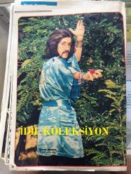 Ses Haftalık Aktüalite Sinema Tiyatro Müzik ve Gençlik Mecmuası Dergisi - 24 AĞUSTOS 1974 - Sayı: 35 -  HÜLYA KOÇYİĞİT - SERDAR GÖKHAN POSTERİ - YILMAZ GÜNEY - TÜRKAN ŞORAY - RÜÇHAN ADLI - SELİM SOYDAN - BARIŞ MANÇO - AJDA PEKKAN - AHMET ÖZHAN - EMEL SAYIN - NEŞE KARABÖCEK - GÖNÜL YAZAR - AYHAN IŞIK - AYTEN ALPMAN - CEM KARACA - TÜLİN ÖRSEK - SALİH KIRMIZI - LINDA BLAIR - CLINT EASTWOOD - ZAFER CİLASUN - ZEYNEP DEĞİRMENCİOĞLU - AHMET MEKİN - YALÇIN GÜLHAN - FİLİZ AKIN - JANIS JOPLIN - BRIAN JONES - EROL EVGİN - MEDİHA ŞEN - ESMERAY - NİLÜFER - İLHAN İREM - AZRA GÜN - KEMAL SUNAL - ZEKİ ALASYA - METİN AKPINAR - BARIŞ MANÇO - POSTERLİ 32 SAYFA TAM TAKIM DERGİ - AÇIKLAMAYI OKUYUNUZ!