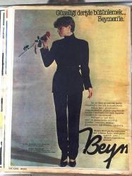 Ses Haftalık Aktüalite Sinema Tiyatro Müzik ve Gençlik Mecmuası Dergisi - 6 ARALIK 1980 - Sayı: 27 - WALTON AİLESİ POSTERİ - MARY SROSBY - ALI MC GRAW - FERDİ TAYFUR, NİL BURAK, NECLA NAZIR - LEE MAJORS - SEZEN AKSU, SİNAN ÖZER - MÜJDAT GEZEN - MÜNİR ÖZKUL - PERRAN KUTMAN - SUE ELLEN - NÜKHET DURU - GÜLŞEN BUBİKOĞLU - TANYA ROBERTS - İLHAN İREM - FİKRET HAKAN - OYA AYDOĞAN - FEYZİ TUNA - PERİHAN SAVAŞ - SİBEL EGEMEN - ERSUN ERDURA - BASTIBACAK BASRİ - DEMİRDÖKÜM FIRIN 1980'LER REKLAMI - JOHNNY HOLLIDAY - POSTERLİ 48 SAYFA TAM TAKIM DERGİ