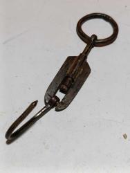 K113----ESKİ DEMİR ÇENGEL