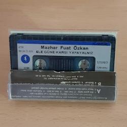 Mazhar Fuat Özkan - Ele Güne Karşı Yapayalnız - Kaset ( 1986 Dönem Baskı )