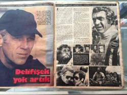 Ses Haftalık Aktüalite Sinema Tiyatro Müzik ve Gençlik Mecmuası Dergisi - 22 KASIM 1980 - Sayı: 25 - BO DEREK POSTERİ - ZERRİN ÖZER'İN SAĞ GÖZÜ TEHLİKEDE - TARIK AKAN VE ASKERLİK - RONALD REAGAN - STEVE MC QUEEN - TAYFUN OMAY - OLINKA 1980'LER REKLAMI - ESİN ENGİN MİDE KANAMASI GEÇİRDİ - SUNA YILDIZOĞLU - BARIŞ MANÇO - NÜKHET DURU - KEREM ÇALIŞKAN - JOANNA SAYN - GERARD DEPARDIEU - CATHERINA DENEUVE - AL PACINO - GRETA GARBO - SELAN KARAY - FEYZİ TUNA ''YEŞİLÇAM DEDİKLERİ'' - PERİHAN SÖZEN - GÜLDEN KARABÖCEK - BASTIBACAK BASRİ - FERDİ TAYFUR BENZERİ - POSTERLİ 48 SAYFA TAM TAKIM DERGİ