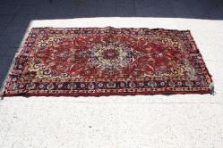 ISPARTA HALISI EL DOKUMASI ORJINAL DETAYLAR RESIMLERDE  (DVD ODA KAPI )