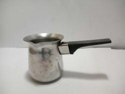 PASLANMAZ ÇELİK TURK KAHVE CEZVE 7x7x8cm (SAPI KIRIK OLDUĞU İÇİN KISADIR )