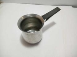 PASLANMAZ ÇELİK TURK KAHVE CEZVE 7x7x8cm (SAPI KIRIK OLDUĞU İÇİN KISADIR )