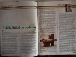 Bravo Dergisi - 1 Haziran 1982 - Sayı:12 - Nazan Şoray - Fatma Girik her dem taze - Talat Bulut şansını arıyor - Hemingway'lerin en küçüğü kan kırmızısı - Ergüder Yoldaş ter döktü - Deniz Erkanat'ın objektif şovu - En genç banker: Bako - Kum Yaz Mayo - Başka bir Nazan Şoray - ''Başarının Sırrı'' diyor Günseli Başar - Yıldız falındaki gerçek - Filit tulumbasıyla sanat - ''Ateş Savaşı''nın Rae'si fotoğraf ve haberi - Tam Takım Dergi