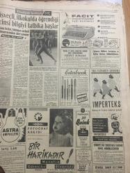 HÜRRİYET GAZETESİ 21 ARALIK 1964 YIL :17 SAYI :5979---Yüzlerce seyirci salkım  salkım  tribünden düştü :77 yaralı var ---Bilgiç ,Başkan yardımcılığı seçimini bile  kazanamadı ---Ali Sami Yen de ki  hadiseye fazla seyirci alınması sebep oldu ---İstanbul un  sanayi  inkişaf bölgeleri  tespit  ediliyor ---Türkiye de  ortalama insan ömrü 49 yıl ---İsveçli ilkokulda öğrendiği cinsi bilgiyi tatbika başlar ----Türkiye :0  Bulgaristan :0 ---Ali Sami Yen Stadı Dün Açıldı ---A.Gücü iyi bir oyunla G.Birliği ni   2-1 yendi ----Hasılat Rekoru ---Radyo Programları ---Mısır Migleri bir uçak düşürdü ---Dünkü panikten resimler ---İnsanlar  tribünden şelale  gibi akıyordu ---Yaralıların tam listesi ---İstanbulspor  PTT yi 2-1 yendi ---Stad ufak geldi ---