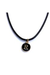 R Harfi Emaye Kaplı Mini Harf Kolye Altın Renk Siyah Zemin Solmaz Metal Alaşım