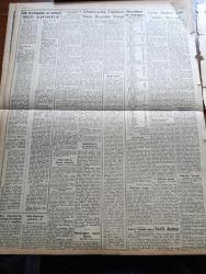 Zafer Gazetesi - 5 Eylül 1957 - İşbirlikçilerin Beyannamesi - Bir Beyanname Ki Gayesi Milleti Aldatmaktır - Majeste Zahir Şah Ve Celal Bayar İzmir'e Gidiyor - Havacılık Sergisi - Tanınmış Orkestra Şefi Robert Lawrence Riyaseticumhur Filarmoni Orkestrası Şefliğine Tayin Edilmiştir - Dört Vilayette Yeni Et Kombinaları Kurulacak - Suriye'de Durum Vahim - Doktor Fazıl Küçük' ün Basın Toplantısı Türkiye Muhtar Kıbrıs Tezini Kabul Etmiyor - Beden Terbiyesi Umum Müdürü Nizamettin Kırşan - Orhan Çapçı'nın Mühim Beyanatı Vakıflar İdaresi Turistik Oteller İnşa Ettiriyor - Dirilen Sevgili Yazan Muazzez Auroba Yazı Dizisi - Sedef Hastalığı - Milli Tarihimizde Sivas Kongresinin Tuttuğu Yer Yazan Doktor Şükrü Akkaya Yazı Dizisi - Birleşik Amerika'da Beyazlarla Siyahilerin Davası - Katherin Yazan Hans Habe Yazı Dizisi - Sarı Çizmeliden Yazan Adviye Fenik Köşe Yazısı - Bir Okul Müdürü Zencileri Okula Sokmadı - Etibank - Tokalon - Sepin Çamaşır Tozu - Beşiktaş'ı Vefalı Olan Beşiktaşlılar Yendi