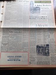 Zafer Gazetesi - 16 Eylül 1957 - İstanbul'da Muazzam Bir Sitenin Daha Temeli Atıldı - 12000 Meskenli Ataköy Sitesi 60000 Kişiyi Barındıracak - Diyarbakır'da Yeni İnşa Olunan Subay Lojmanları Törenle Tevzii Edildi - Eskişehir'de Maliye Vekili Hasan Polatkan'ın Yaptığı Konuşmalar - Şoför Cemiyetleri Politik Gayelere Alet Olmayacak - Fazıl Küçük'ün Amerika Halkına Hitabesi - Çalışma Vekili Mümtaz Tarhan - Kardeş Irak Kralı Faysal Nişanlandı - Hürriyet Partisi Festivalinde İkinci Günün Manzarası - Dirilen Sevgili Yazan Muazzez Auroba Yazı Dizisi - Türk Alman Örnek Çiftlikleri Tesisi - Milli Tarihimizde Sivas Kongresinin Tuttuğu Yer Yazan Doktor Şükrü Akkaya Yazı Dizisi - Kara Şövalyenin İntikamı Renkli Sinemada - Fenerbahçe Beykoz'u Zorlukla Yendi - Ankaragücü 6 Hilal 0 - Atletizm Yarışmaları Sona Erdi Fenerbahçe 1. Jandarma Gücü 11. - Yenimahalle Boks Kupası - Emniyet Adalet'i Yendi - Yapı Ve Kredi Bankası - Opon Ağrı Kesici - Asporal Ağrı Kesici