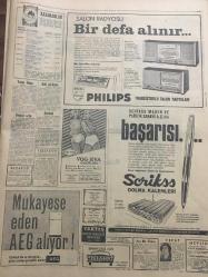 HÜRRİYET GAZETESİ  15 AĞUSTOS 1966 YIL :19 SAYI :6571---İkili müzakereleri Makarios sabote ediyor ---Yugoslav turisti 4 Türk ,Tarsus ta kaza geçirip  öldü ---Köln de 7 bin işçimiz ezan sesi ile  uyanıyor  ---Yağmurdan zarar gören köylere yardım edilecek ---Parasızlıktan 5 milyon kişi evlenemiyormuş ---Meryemana da dün 500 Hristiyan  dini törenlerle  hacı oldu --İstanbul da deniz itfaiyesi kuruluyor ---İşçilerimizin  milyonlarca markı Alman bankalarında ----Behiye Aksoy  :Son okuduğu eserler ----Kadın emniyet  müdürü İzmir li  polisleri şaşırttı ---Fenerbahçe nin  penaltı  atışlarını  Lemiç  yapacak ---Fenerbahçe :6 - Karşıyaka :0 Galatasaray : 0 -Eskişehir  :0  Beşiktaş : 6 -Beyoğluspor : 2 ---Tenis Turnuvası bugün Ted Kulünde başlıyor ----Adamo nun annesi yaşlı gözlerle yalvardı  -Adamo anne müzik benim  her şeyimdir  bırakamam ---70 yaşında George Raft ın gönlü hala genç ---İtalyan film yıldızı Neri çırılçıplak  istirahat ediyor ---