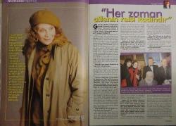SABAH GAZETESİ-MİMOZA KADIN DERGİSİ-MİMOZA-DERGİ-KADIN-8 MART-2000-SAYI:109-KAPAK-FOTOĞRAF-RÖPORTAJ-HÜLYA AVŞAR-MODA TARİHİNE YOLCULUK-YILDIZ KENTER-KADINLAR KİMİN YERİNDE OLMAK İSTİYOR?-GELECEĞİN KADINLARININ BEKLENTİLERİ-KADINLAR GÜNÜ-ANGELINA JOLIE-TARKAN-MUSTAFA SANDAL-TÜRKAN ŞORAY-RAHŞAN ECEVİT-SEZEN AKSU-BERNA YILMAZ-TANSU ÇİLLER-ZEKİ ALASYA-METİN AKPINAR-SAKIP SABANCI-RAFET ANGIN-DENİZ ADANALI-AYŞE ÖZGÜN-GÜLRİZ SURURİ-JIM CARREY-ANDY KAUFMAN