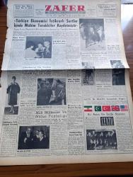 Zafer Gazetesi - 30 Eylül 1959 - Para Fonu Teşkilatı Müdürü Jacobson'un Verdiği Beyanat Türkiye Ekonomisi İstikrarlı Şartlar İçinde Mühim Terakkiler Kaydetmiştir - Eisenhower Dış Yardım Tasarısını Dün İmzaladı - Cumhuriyetçi Köylü Millet Parti'den İstifalar - Başvekil Adnan Menderes Saratoga Uçak Gemisini Ziyaret Etti - Fatin Rüştü Zorlu Los Angeles'de Bir Konferans Verecek - NATO İle Seato Arasındaki Köprü CENTO -  Milli Mülteciler Ve Nüfus Fazlalığı - Büyük Kumar Yazan Thomas Costain Yazı Dizisi - Ragıp Akyavaş - Ankara'da Bugün - Yapı Ve Kredi Bankası - Amerika Berlin'e Dair Bonn'a Teminat Verildi - Eisenhower Kruşçef Görüşmesinin Akisleri - Komünist Çin'e Dair İngiliz Dışişleri Vekili Selwyn Lloyd'un Fikri - Arzın Fezadan Alınan Resmi - Sing Sing'de Baş Gardiyanının Not Defterinden Yazan Johny J. Sheehy Yazı Dizisi - Tevfik İleri'nin Maarif Davasını Açıklayan Konuşma - Akdeniz Olimpiyatı İçin Güreşçiler Kampa Girdi - İstanbul'daki Dönen Orhan Şeref Apak - Galatasaray Karagümrük