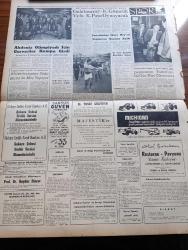 Zafer Gazetesi - 30 Eylül 1959 - Para Fonu Teşkilatı Müdürü Jacobson'un Verdiği Beyanat Türkiye Ekonomisi İstikrarlı Şartlar İçinde Mühim Terakkiler Kaydetmiştir - Eisenhower Dış Yardım Tasarısını Dün İmzaladı - Cumhuriyetçi Köylü Millet Parti'den İstifalar - Başvekil Adnan Menderes Saratoga Uçak Gemisini Ziyaret Etti - Fatin Rüştü Zorlu Los Angeles'de Bir Konferans Verecek - NATO İle Seato Arasındaki Köprü CENTO -  Milli Mülteciler Ve Nüfus Fazlalığı - Büyük Kumar Yazan Thomas Costain Yazı Dizisi - Ragıp Akyavaş - Ankara'da Bugün - Yapı Ve Kredi Bankası - Amerika Berlin'e Dair Bonn'a Teminat Verildi - Eisenhower Kruşçef Görüşmesinin Akisleri - Komünist Çin'e Dair İngiliz Dışişleri Vekili Selwyn Lloyd'un Fikri - Arzın Fezadan Alınan Resmi - Sing Sing'de Baş Gardiyanının Not Defterinden Yazan Johny J. Sheehy Yazı Dizisi - Tevfik İleri'nin Maarif Davasını Açıklayan Konuşma - Akdeniz Olimpiyatı İçin Güreşçiler Kampa Girdi - İstanbul'daki Dönen Orhan Şeref Apak - Galatasaray Karagümrük